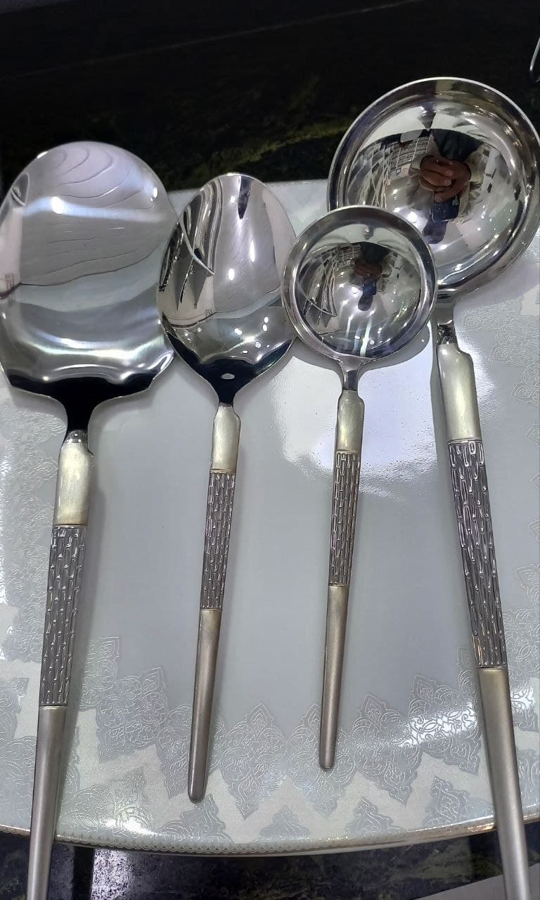 قابلیت سرویس قاشق و چنگال 30 نفره 161 پارچه اس جی دور طلایی